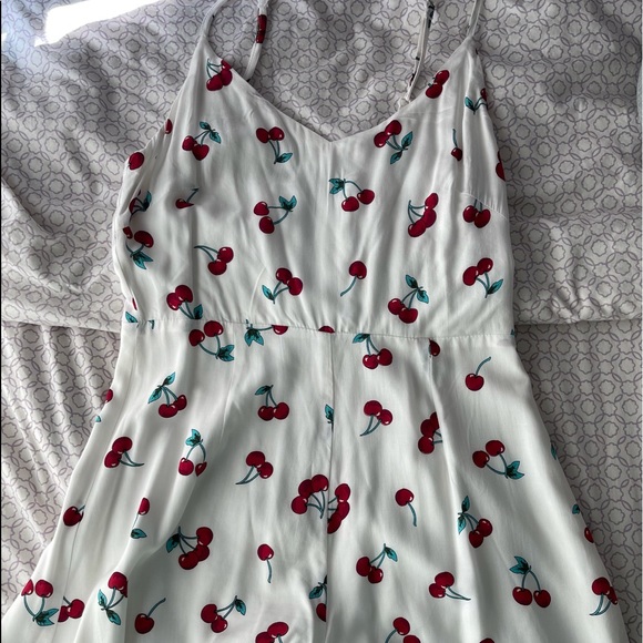 cherry romper - Picture 2 of 3